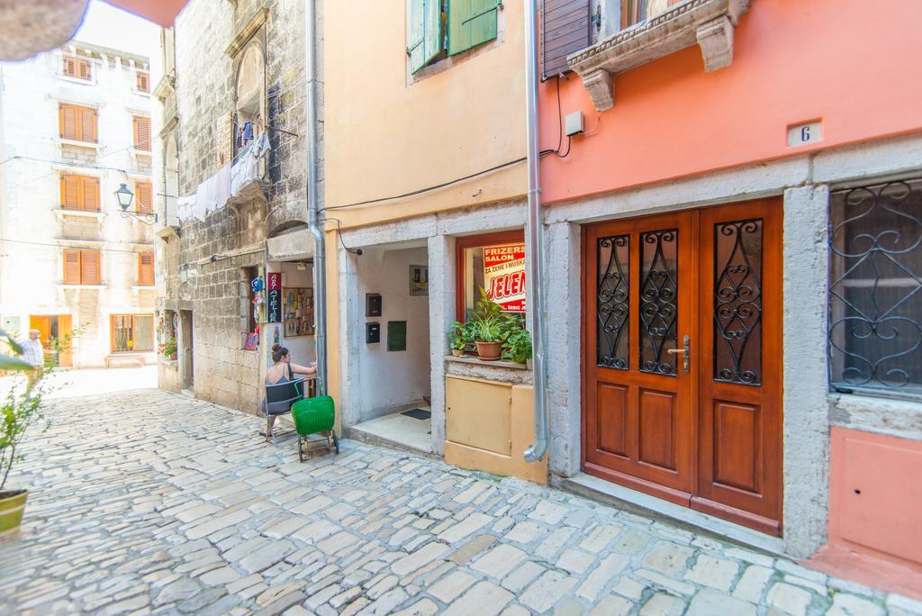 Studio Yellow Flower Rovinj Zewnętrze zdjęcie